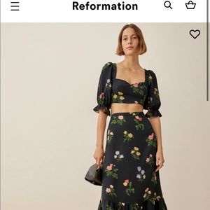 Reformation Fiona Two Piece Top (skirt not included) in color Nightbloom…